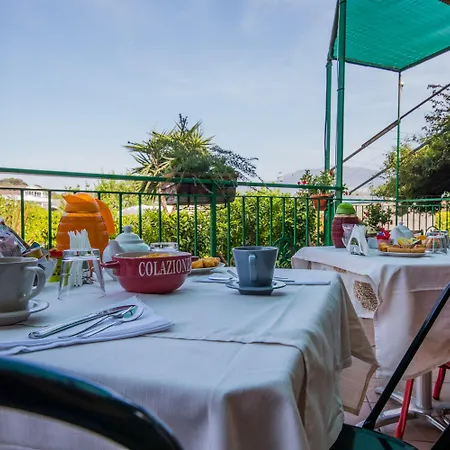Rocla Couette-café 4*